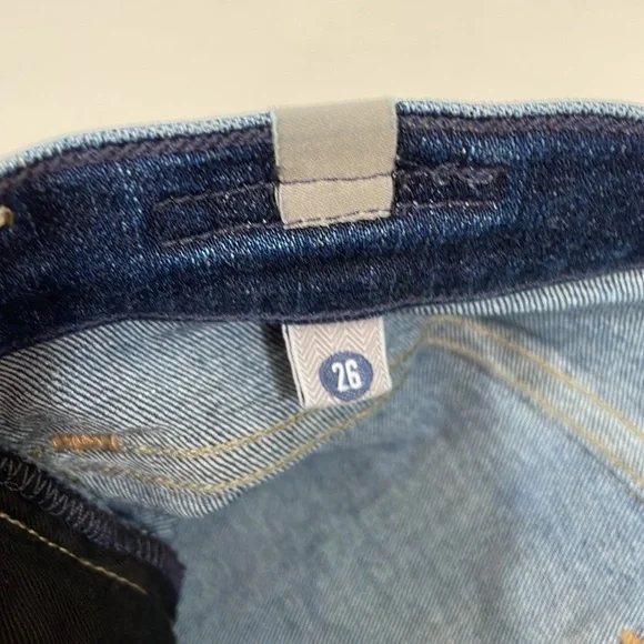 Citizens Of Humanity Emerson Slim Boyfriend Jeans Size 26 EUC - Picture 13 of 16